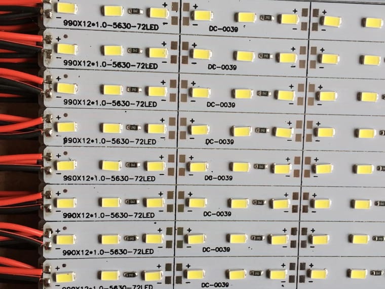 LED lamp bead bond line